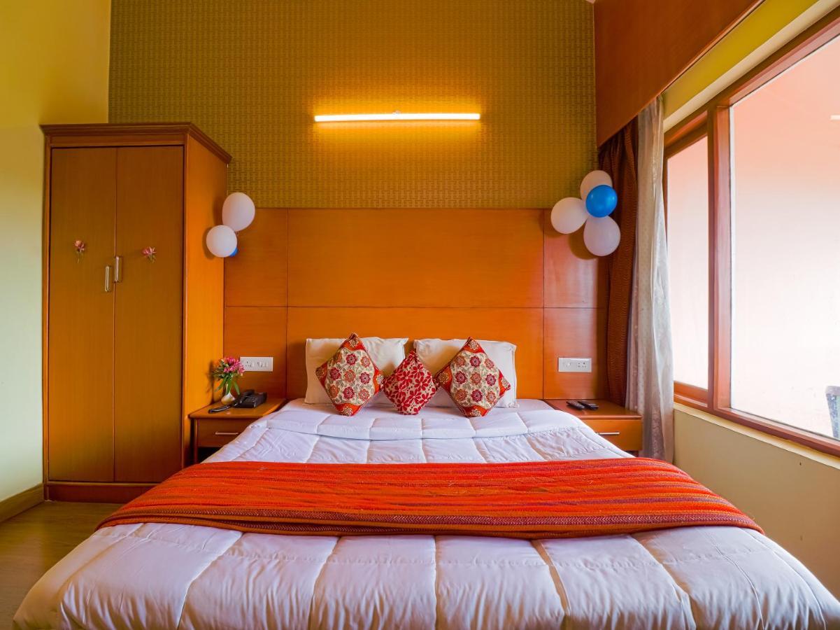 The Byke Sunshine Grand Hotel Ооти Екстериор снимка